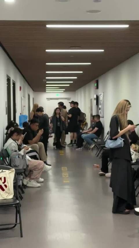 王安宇帅得好权威
