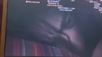 女子深夜发现陌生人站床头被吓崩溃