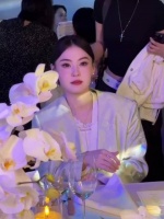 没认出张柏芝，变得比30岁还嫩！像又回到了星语心愿里的那个白月光了！