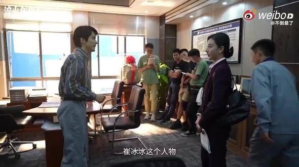 宋祖儿是将港风演绎得十分出色的一位演员
