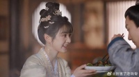 大厨品尝李薇的黑暗料理 好吃到嗓子哑了，可真是齁咸
