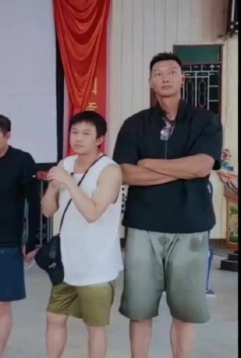 邓超被吓一跳的那个瞬间,看一次笑一次
