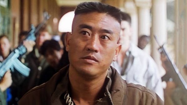 士兵遭霸凌后经魔鬼训练半年成兵王