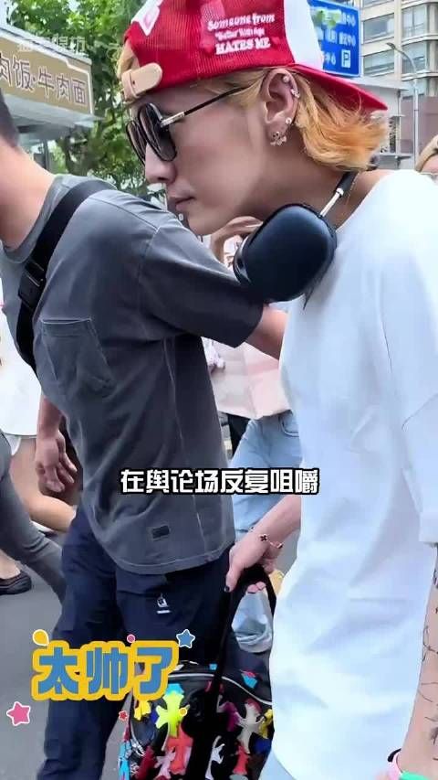 为何鹿晗被笑归国四子过气?当看到演唱会台下这一幕,才知他的底气有多足