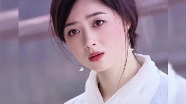 不是谁都能像剑圣一样修无情道，就算没有女苑，姜明也不能得道！