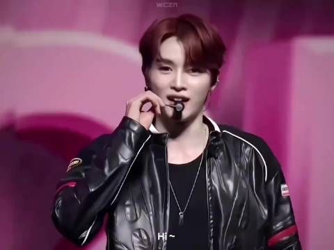 郑成灿伦敦演唱会秀标准中文,字正腔圆传递心意