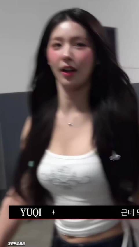 美就像呼吸一样简单,赵美延穿私服都这么好看