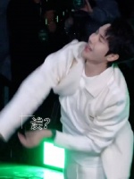 这么大个球了怪不懂事的