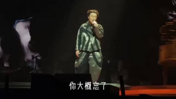 12条走心文案引共鸣,句句戳中情感痛点