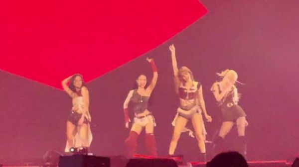 BLACKPINK最新饭拍《JUMP》!