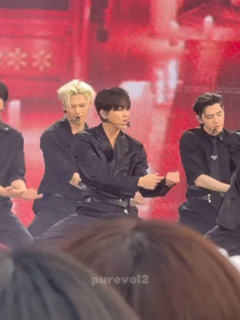 梁祯元东京演唱会WALK THE LINE DAY2饭拍舞蹈引热议