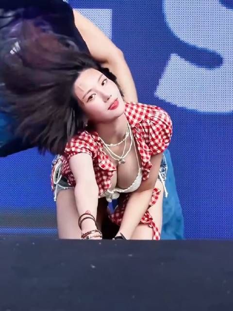 权恩妃 nicebody 这是可以看的吗?