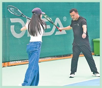 安徽合肥“享受运动 健康生活”开放日活动现场。 施 觉摄（影像中国）