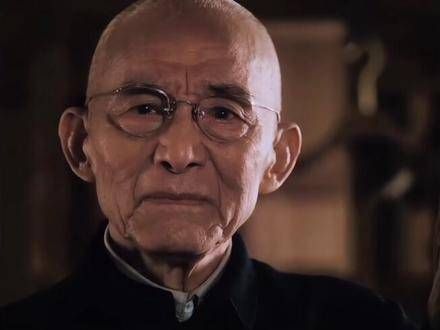 倘若春风有怜花之情,是否能赠我重返青春的时光?