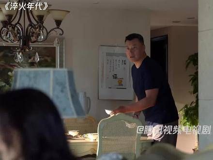 老公欠债消失无踪!痴情老婆坚持回国刚落地就被捕?