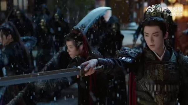 刘宇宁《书卷一梦》雪夜打戏凌厉带感,剑招破风眼神孤勇