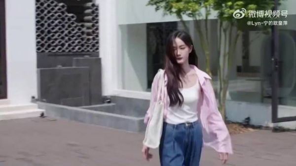宋小鱼重逢南珩,现代拥吻认书缘