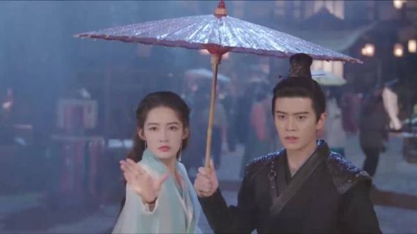 李沁是后期走错赛道的女演员!可能大多数女主人设都是活泼没得选