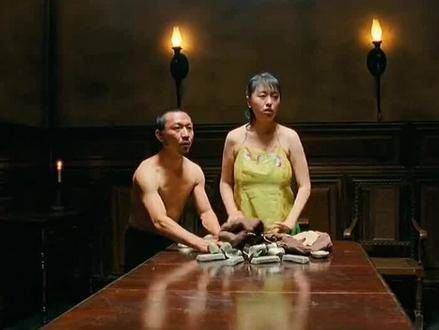 一直没弄明白师爷到底是打算溜走还是想干什么,结果却被炸死了