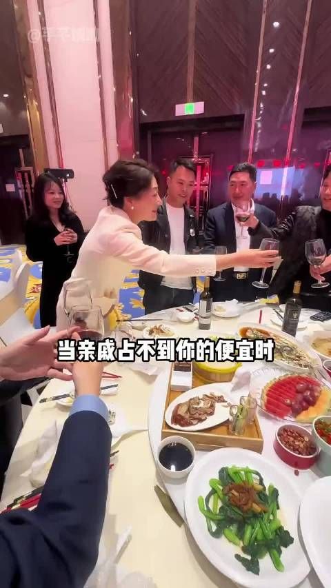 宗馥莉叔叔控诉其六亲不认,14岁女孩已成商界强人