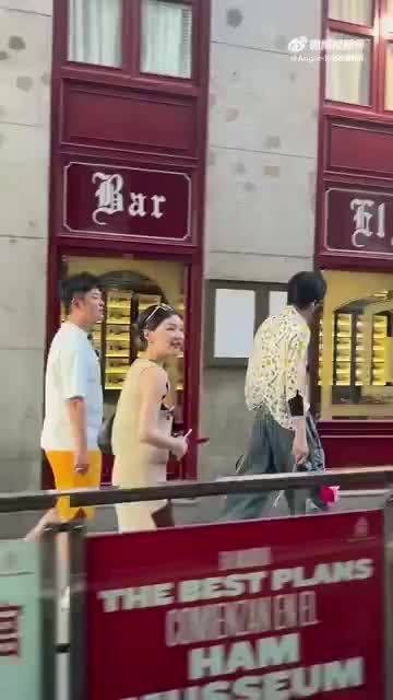 网友赞叹金靖婚后气质更佳