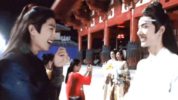 “大声点你说什么”“有了有了” 啊啊啊啊谁再说这是忍哥！