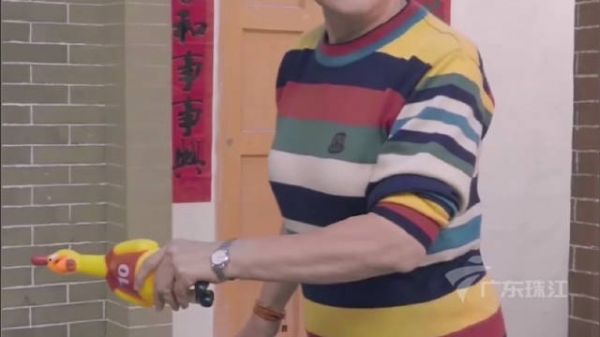 “静静鸡”和“静鸡鸡”有什么区别？哪个更安静？娇姐话你知！粤语#李彩娇