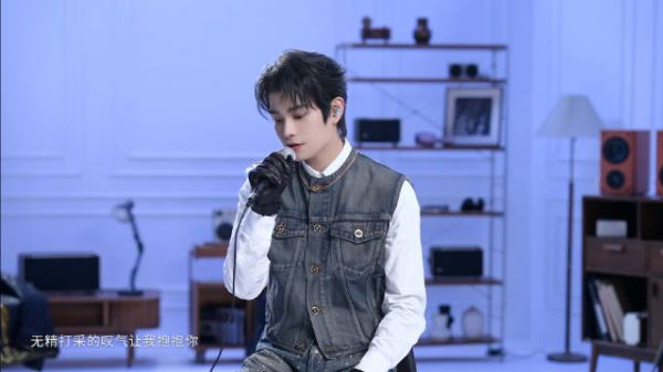 入伏听丁禹兮新歌不闷热