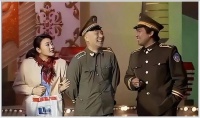 陈佩斯新戏《戏台》太较真！水衣子颜色改三遍，比《吃面条》还狠