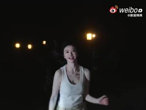 景甜视频甜度超标，网友直呼找不到退出键