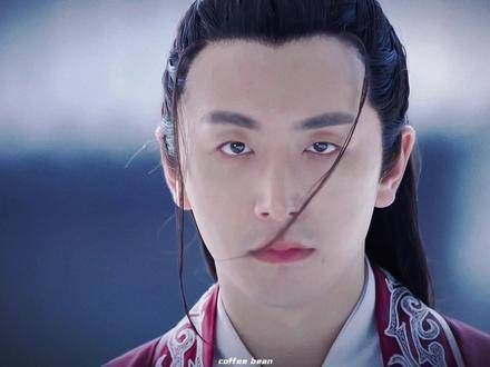 “倘若新血尚未染红战袍,我便提剑为你再战一场”