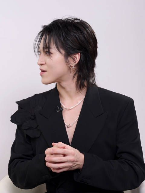 赞多Tasiki直播全程 被主持人赞中文进步很多!