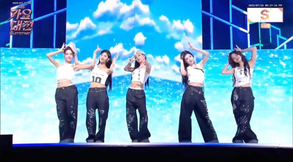 2025 《Girls Will Be Girls + SNEAKERS》250726，全员白月光舞台！