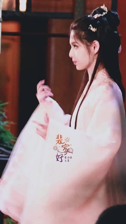 谁说侯明昊和艾米没有cp感的,这不挺配的吗?