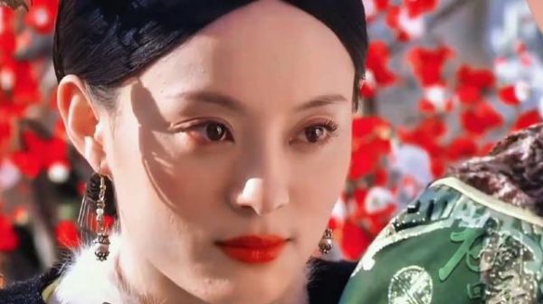 原来真的有演员本人都无法超越的美貌! 孙俪 彭小苒 景甜 唐艺昕 唐嫣