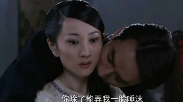经典名场面:你除了给我一脸唾沫，还能干什么？