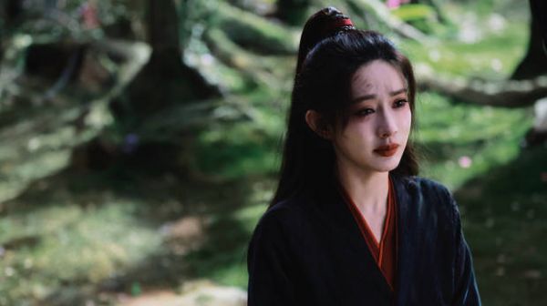 搜狐娱乐讯 近日，孟子义晒出一组新剧美照，一身黑衣古装又酷又飒，化身侠女演绎神仙落泪。