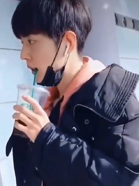 那个时候的他真的是可爱的要命~xz