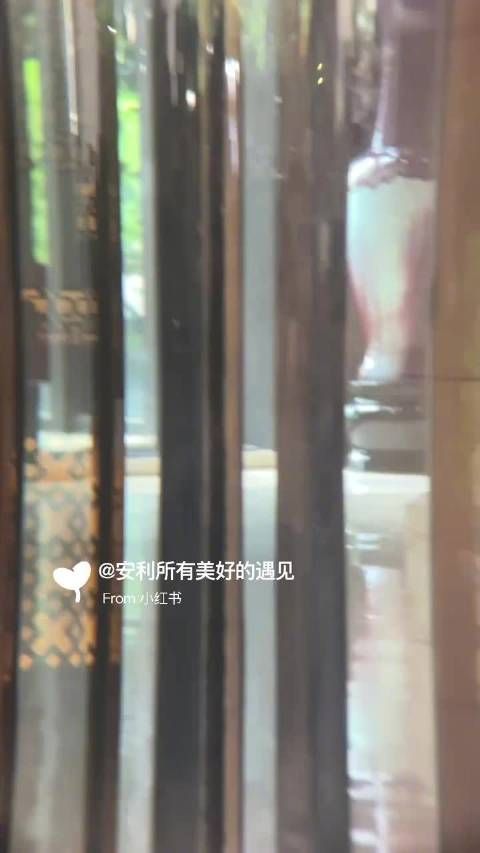 陈哲远密逃上班路透曝光,栗子头造型引期待