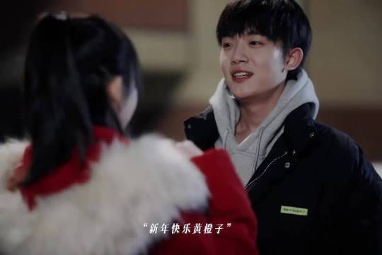 “她值得”“当你保镖啊”他们永远都会默默守护彼此!