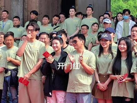 最后一句没听清?哪位大神来解个惑? 王弘毅 孔雪儿
