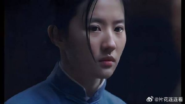 鬼子见寡妇好看,竟逼寡妇慰劳她,简直不是人!
