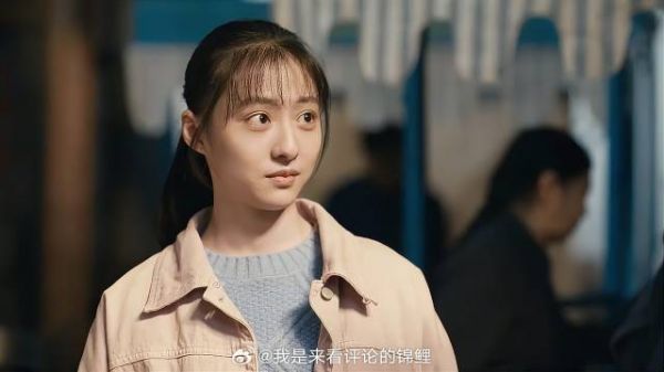 楠楠知道玥玥喜欢他 给秉昆说自己想法，不料玥玥在身后