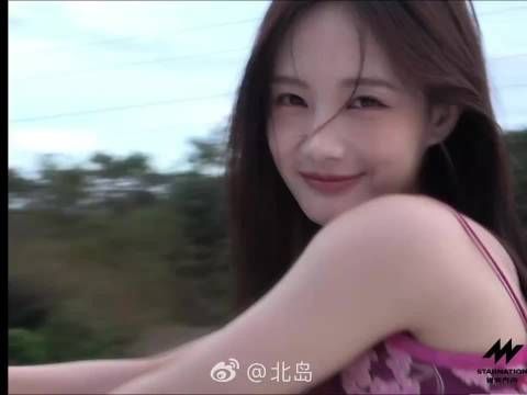 李一桐泪珠打转展现细腻眼技