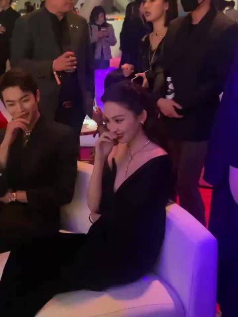 许凯 娜扎 真的是我最爱的颜霸组合! cr net