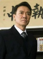 李幼斌：戏里妆容重，戏外皮肤白一点，儿子38岁不婚