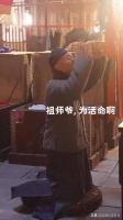 《戏台》陈佩斯憋了20年的大招，一枪崩了内娱遮羞布