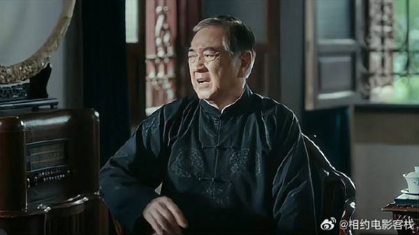 原来姑妈和乔琪的父亲有一腿，这段看懂的不多了，经典