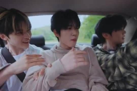 ZB1发布正规一辑《NEVER SAY NEVER》主打曲NEVER Film