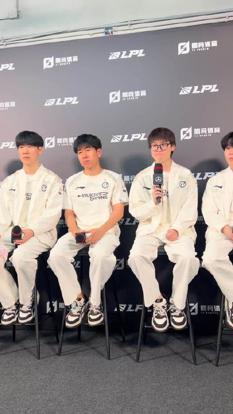 GALA谈芸阿娜与卡莎对线优势，新英雄线上更强